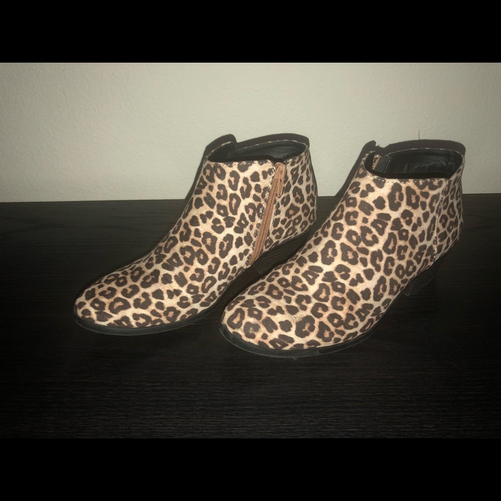 Leopard booties
